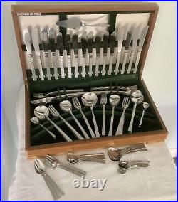 Canteen of 1960's Viners bark pattern cutlery, 8 Place / 75 pieces + 28 extras
