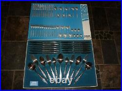 Complete VINERS Mosaic 44 Piece Solid Stainless Steel Cutlery Set (L 694 / 487)