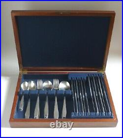 OLD HALL Vintage CAMPDEN 44 pc Canteen. Robert Welch Stainless Steel Cutlery Set