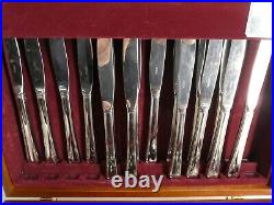 Oneida 18/8 Stainless Steel Cutlery Set In Case'Balmoral' (Bits Missing) (J18)