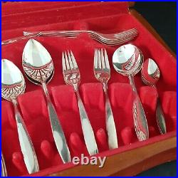 Vintage 44 PC Oneida Flexfit melissa Canteen Cutlery Set retro stainless boxed