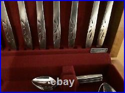 Vintage 50 Piece Oneida Will O The Wisp Canteen Of Cutlery Set in wood box